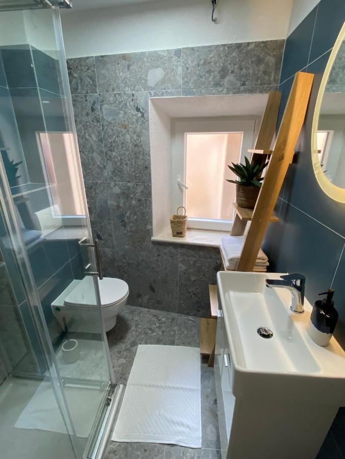 House Malena - Rooms Вис Экстерьер фото